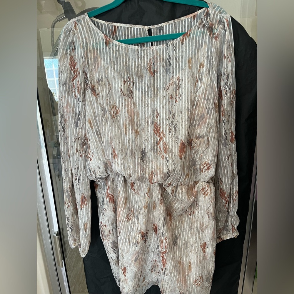 White House black market Sheer long sleeve Holiday dresss